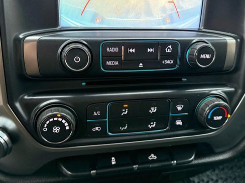 Used 2017 Chevrolet Silverado 1500 LT image 20