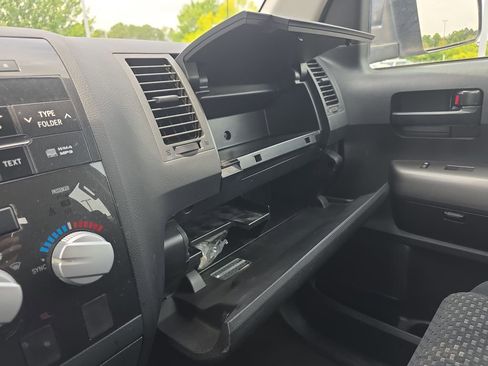 Used 2010 Toyota Tundra 2WD Double Cab image 25