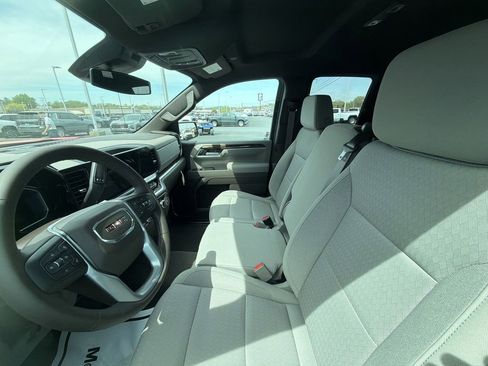 New 2026 GMC Sierra 1500 SLE AWD/4WD image 11