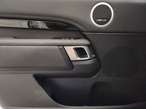 Used 2026 Land Rover Discovery S AWD/4WD image 23