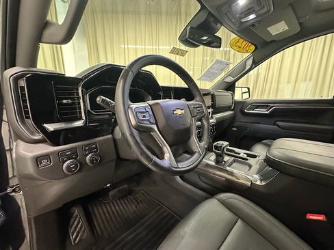 Used 2023 Chevrolet Silverado 1500 LTZ w/ LTZ Premium Package image 26