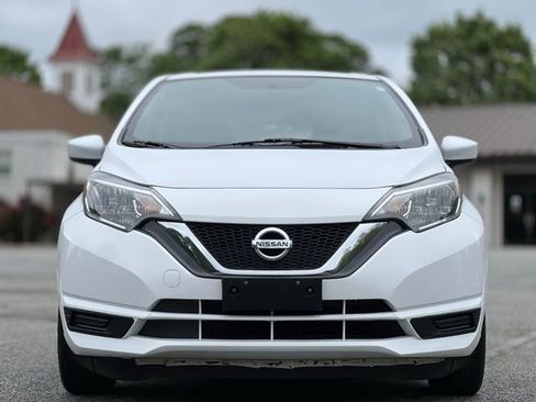 Used 2017 Nissan Versa Note SV FWD image 2