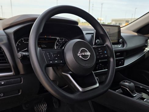 Used 2023 Nissan Rogue SV AWD/4WD image 10