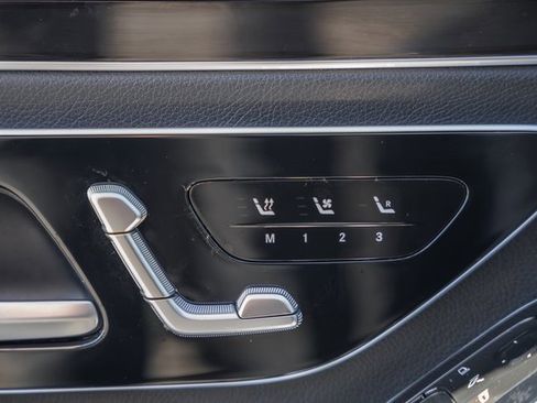 Used 2022 Mercedes-Benz S 500 S 500 image 38