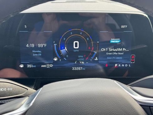Used 2026 Chevrolet Equinox LT AWD/4WD image 26