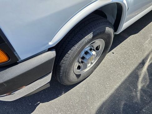 New 2024 Chevrolet Express 3500 w/ Power Convenience Package image 9