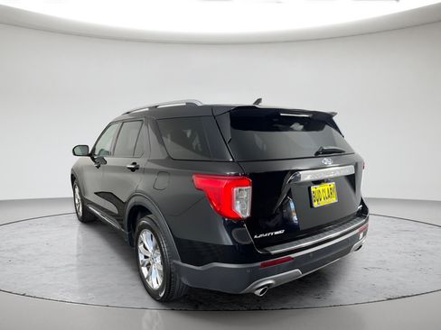 Used 2024 Ford Explorer Limited AWD/4WD image 5