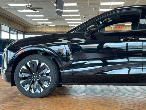 Used 2024 Chevrolet Blazer EV RS RWD image 5