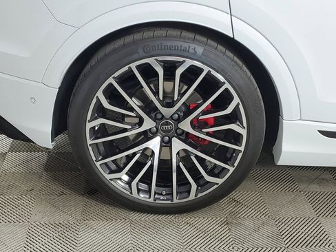 Certified 2024 Audi SQ8 Prestige image 13