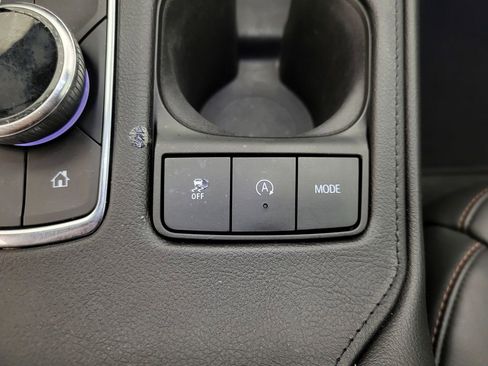 Used 2023 Cadillac XT4 Sport image 9