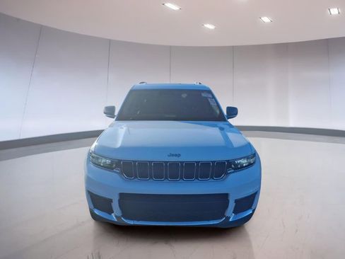 Used 2023 Jeep Grand Cherokee L Limited w/ Luxury Tech Group II image 8