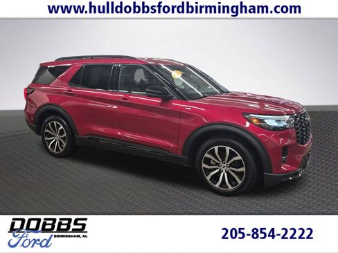 Used 2025 Ford Explorer ST-Line image 1