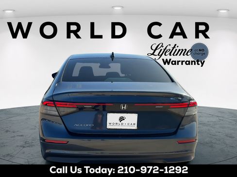 Used 2025 Honda Accord LX image 4