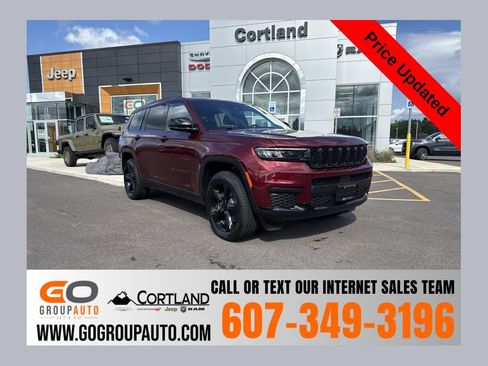 Used 2023 Jeep Grand Cherokee L Laredo AWD/4WD image 1