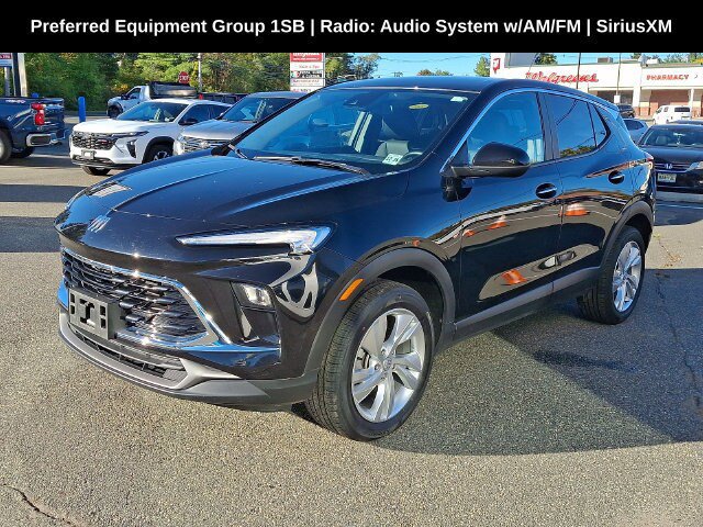 Used 2024 Buick Encore GX Preferred AWD/4WD image 3