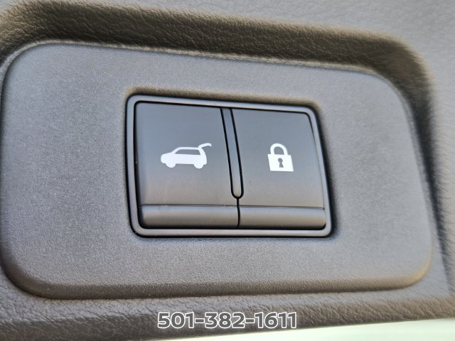 Certified 2025 Nissan Rogue Platinum w/ Platinum Premium Package AWD/4WD image 17