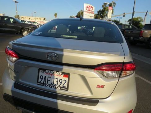 Used 2022 Toyota Corolla SE image 12