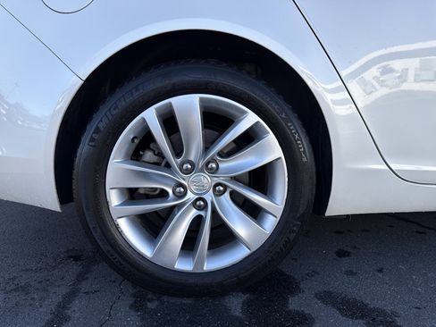 Used 2014 Buick Regal Premium image 35