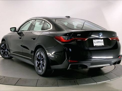 Used 2023 BMW i4 eDrive35 w/ Premium Package RWD image 9
