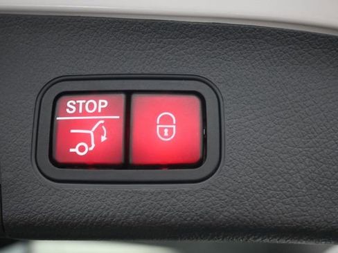 Used 2023 Mercedes-Benz GLA 250 image 25