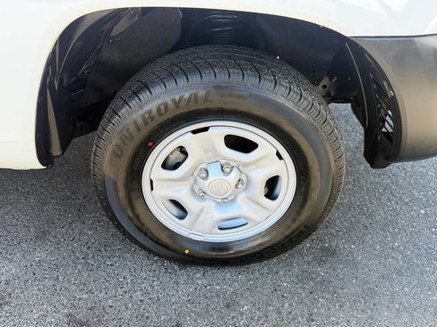 Used 2010 Toyota Tacoma 2WD Regular Cab image 59