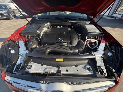 Used 2021 Mercedes-Benz GLC 300 4MATIC w/ Premium Package image 25