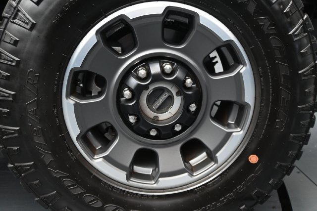 Used 2024 Ford F350 Lariat w/ Lariat Ultimate Package AWD/4WD image 10