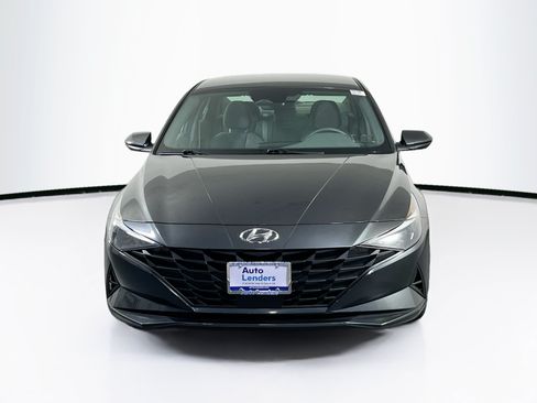 Used 2023 Hyundai Elantra SEL w/ Convenience Package FWD image 2