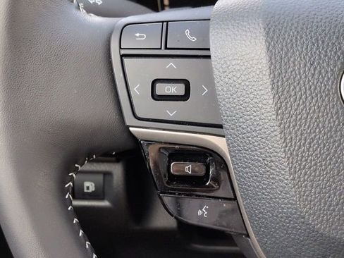 Certified 2025 Toyota Camry SE w/ Convenience Package FWD image 24