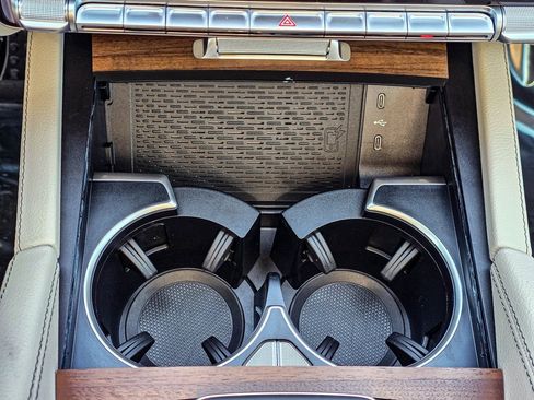 New 2026 Mercedes-Benz GLS 450 4MATIC image 20