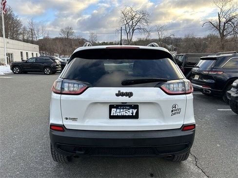 Certified 2022 Jeep Cherokee Latitude image 25