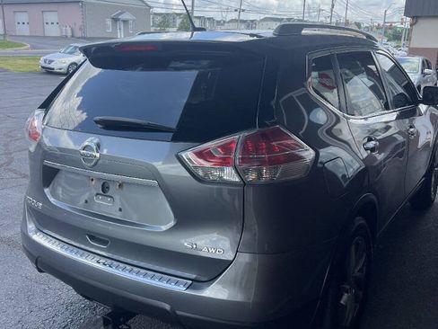 Used 2015 Nissan Rogue SL w/ SL Premium Package AWD/4WD image 4