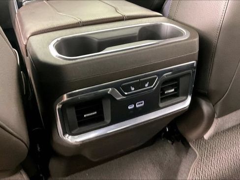 Used 2023 GMC Sierra 1500 Denali w/ Denali Reserve Package AWD/4WD image 10