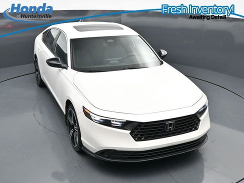 Used 2023 Honda Accord Sport image 16