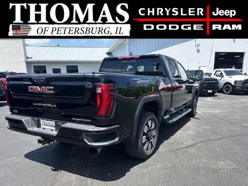 Used 2025 GMC Sierra 2500 Denali w/ Denali Reserve Package AWD/4WD image 4