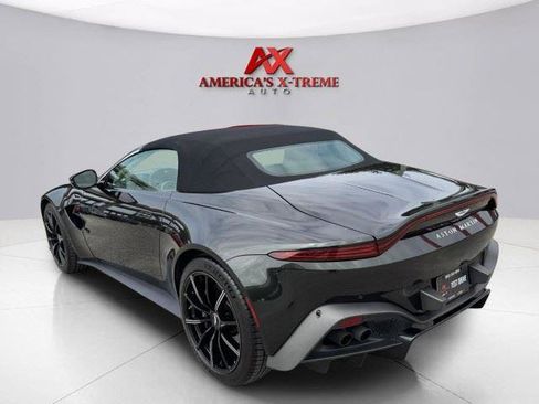 Used 2022 Aston Martin V8 Vantage Roadster RWD image 4