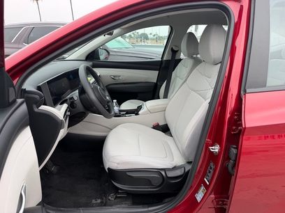 Used 2025 Hyundai Tucson SE