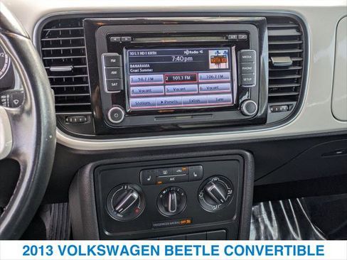 Used 2013 Volkswagen Beetle 2.5 image 17