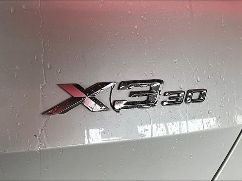Used 2025 BMW X3 xDrive30i AWD/4WD image 18