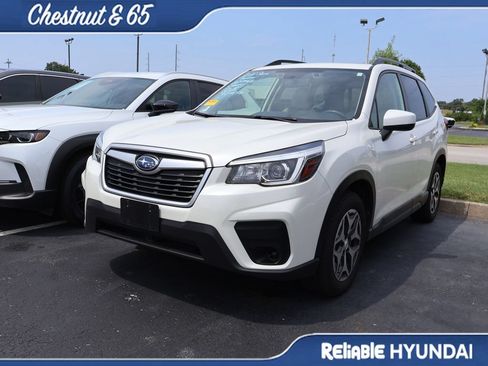Used 2020 Subaru Forester Premium AWD/4WD image 12