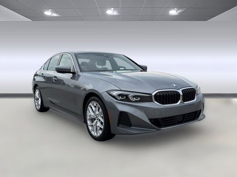 Used 2025 BMW 330i Sedan RWD image 6