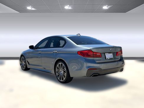 Used 2018 BMW 540i RWD image 3