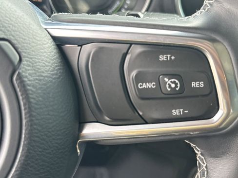 Used 2022 Jeep Wrangler Unlimited Sahara w/ Cold Weather Group image 26