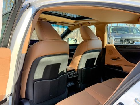 Used 2022 Lexus ES 350 350 image 18