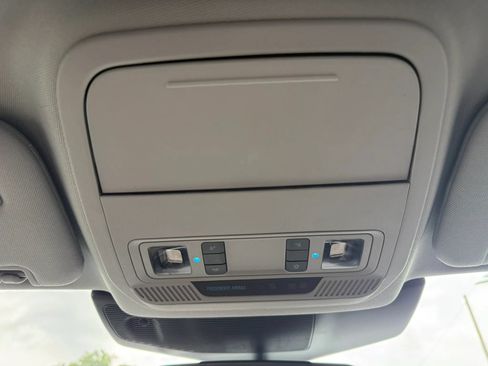 Used 2022 Ford Explorer Limited RWD image 30