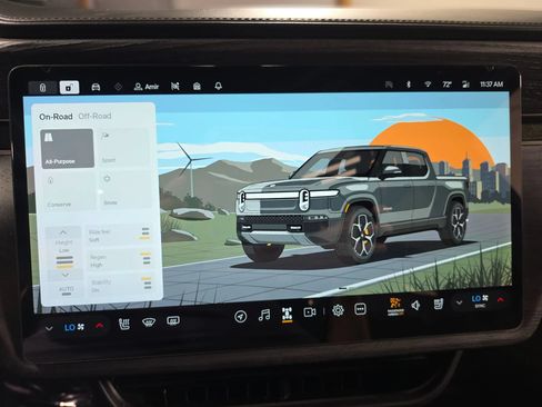 Used 2022 Rivian R1T Adventure AWD/4WD image 23