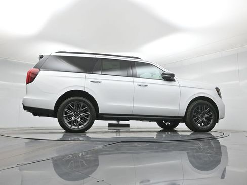 New 2026 Ford Expedition Platinum AWD/4WD image 48