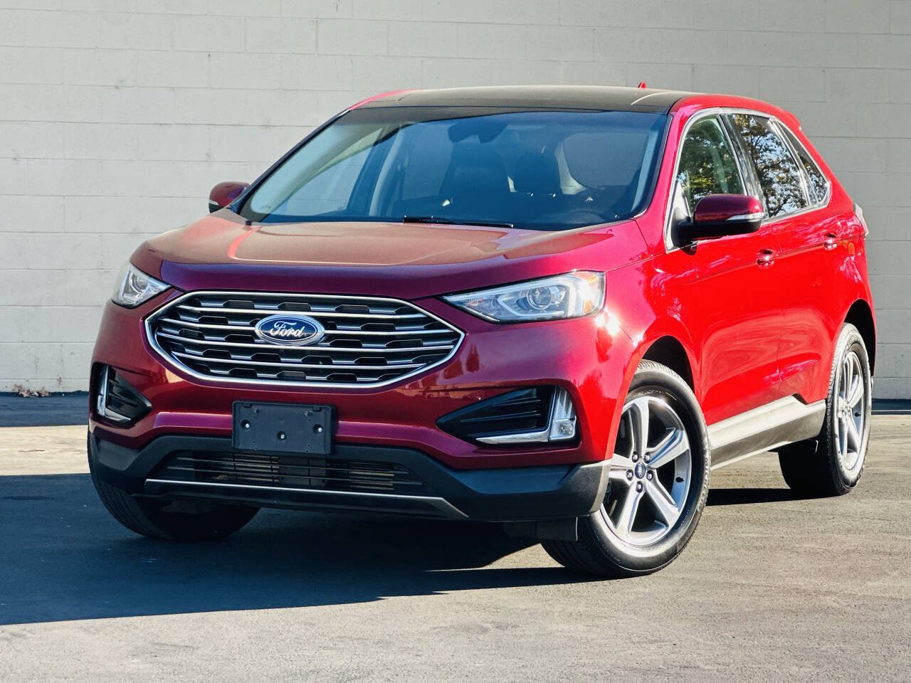 Used 2019 Ford Edge SEL w/ Equipment Group 201A AWD/4WD image 3
