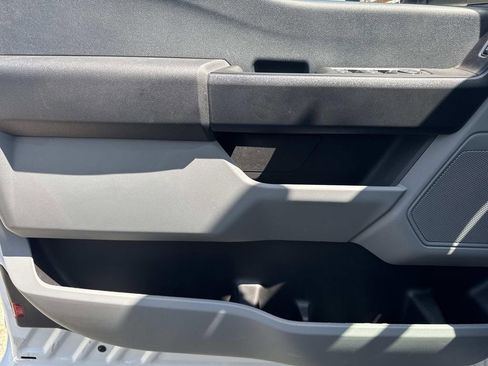 New 2025 Ford F350 XL w/ XL Chrome Package image 17