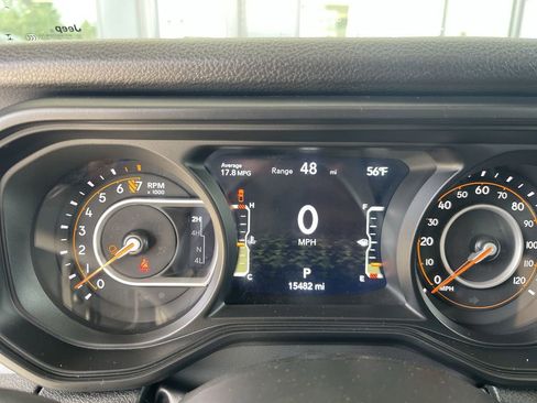 Used 2025 Jeep Gladiator Sport AWD/4WD image 15